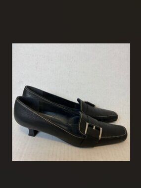 Stuart Weitzman Low Heel Loafers 7.5S Black Buckle Slim Width